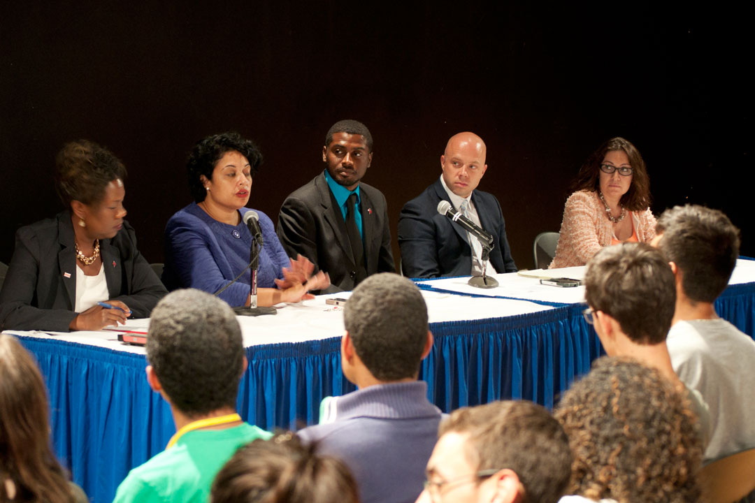 Brasilia Without Border students hearing from the DC Mayor's office
