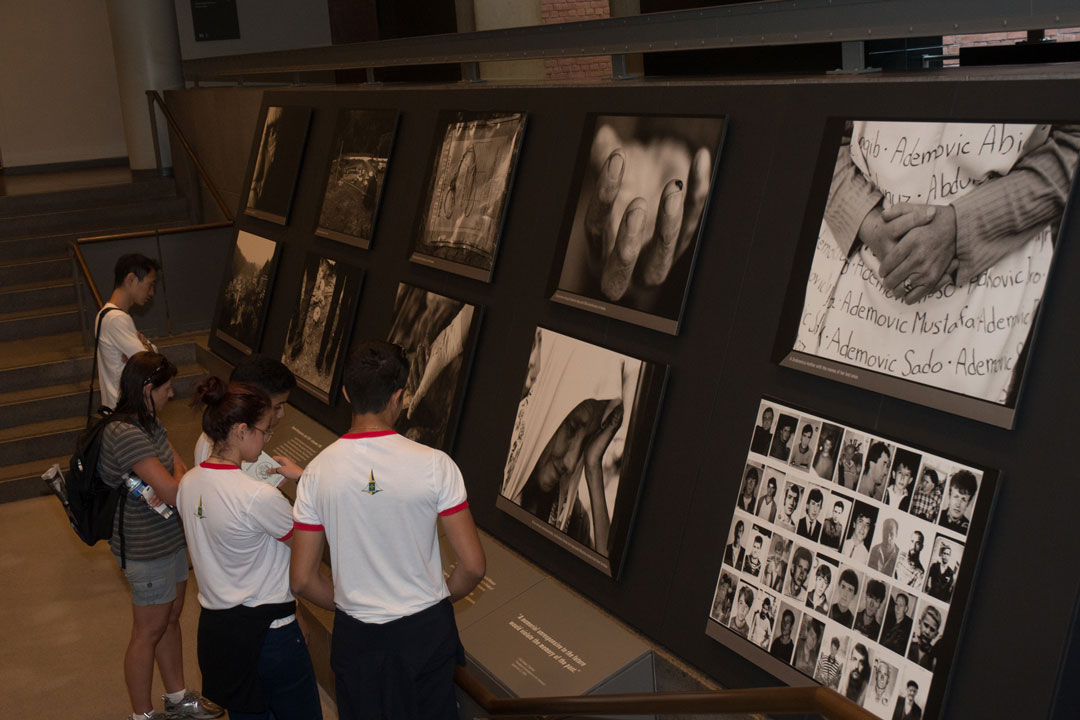 Brasilia Without Border students at the Holocaust Museum
