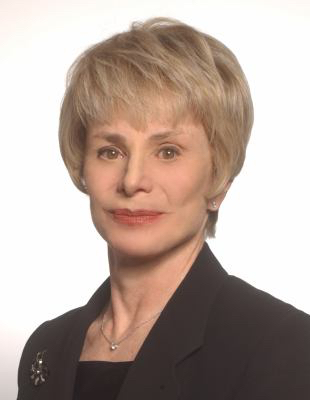 Headshot of Nancy Singer