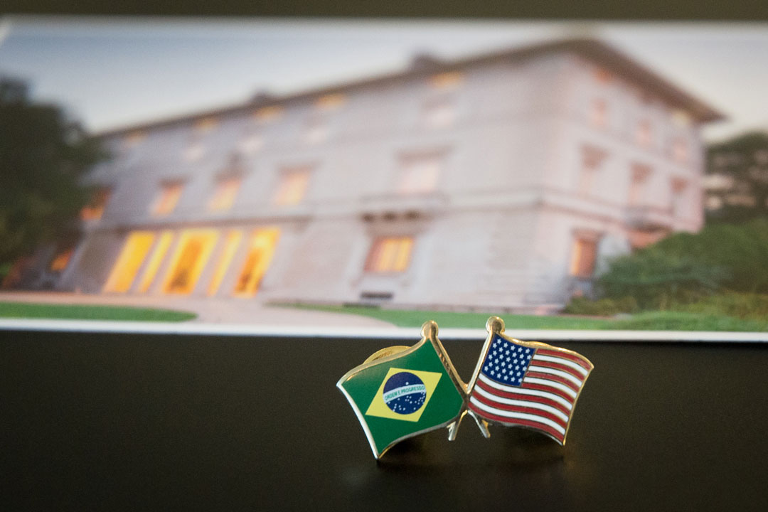 A pin with the Brazilian & American flags