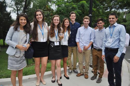 Group Photo of introduction to business students