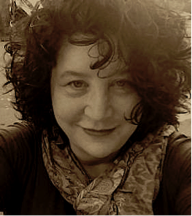 Headshot of Ruth Lopert