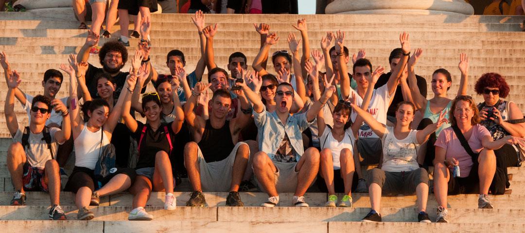 2014 Cyprus students in front of the Lincoln Memorial